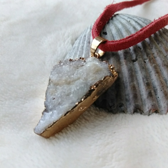 Quartz Druzy Arrowhead Necklace - Artisan - Boho - Picture 2 of 4